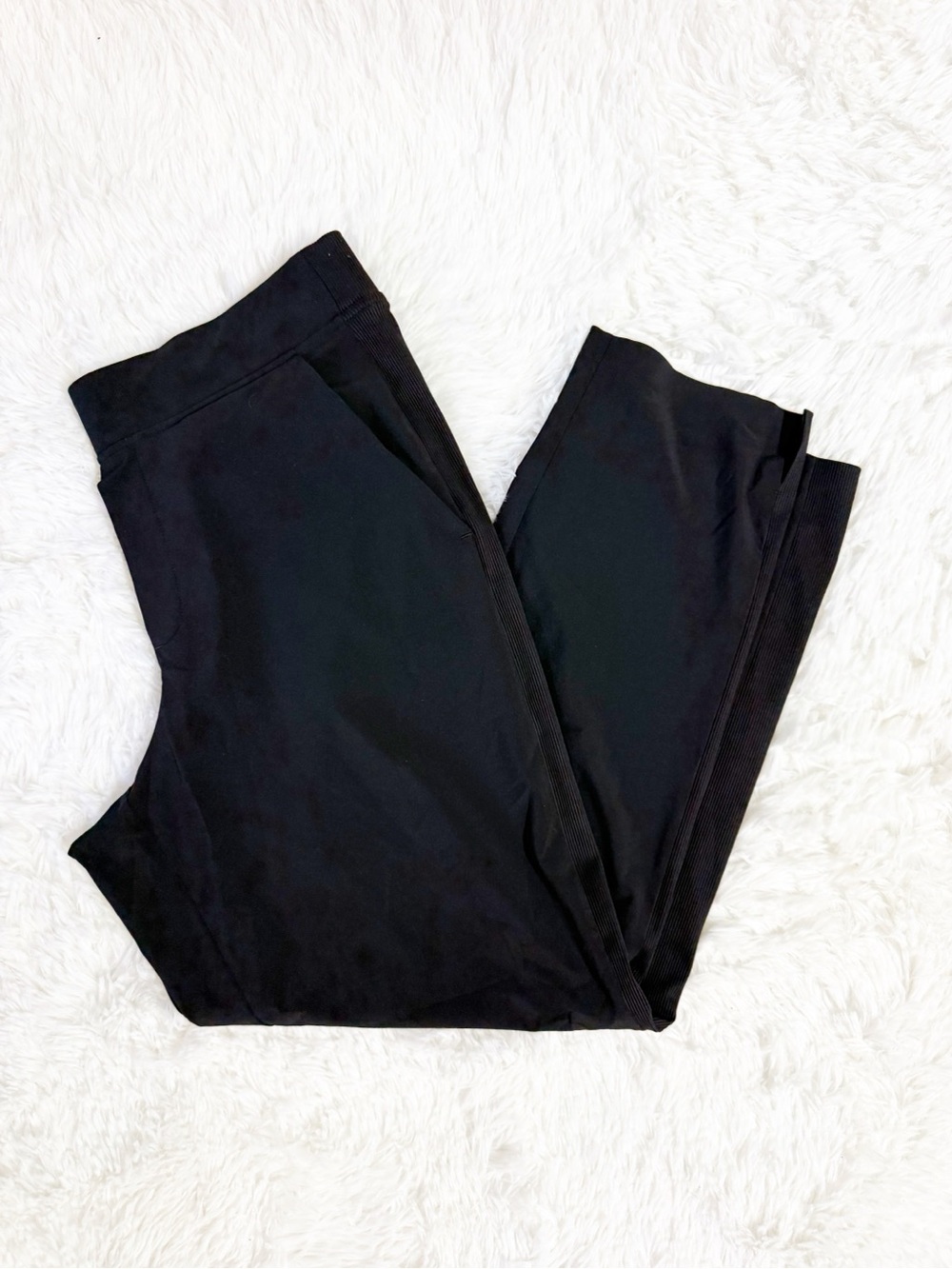 Athleta Brooklyn Ankle Pants Women’s Size 10 Black Stretch Travel Pants